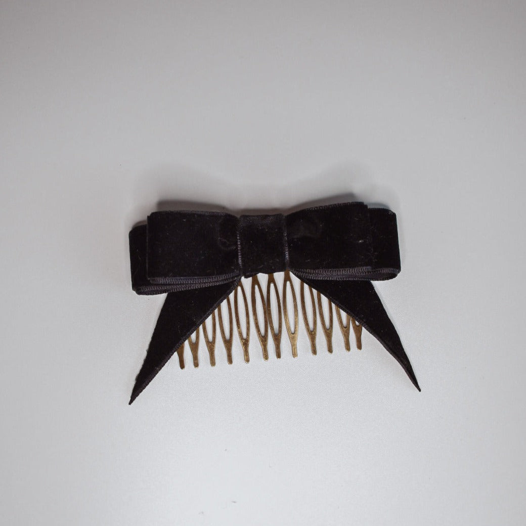 Brianna - Velvet Ballet Bow