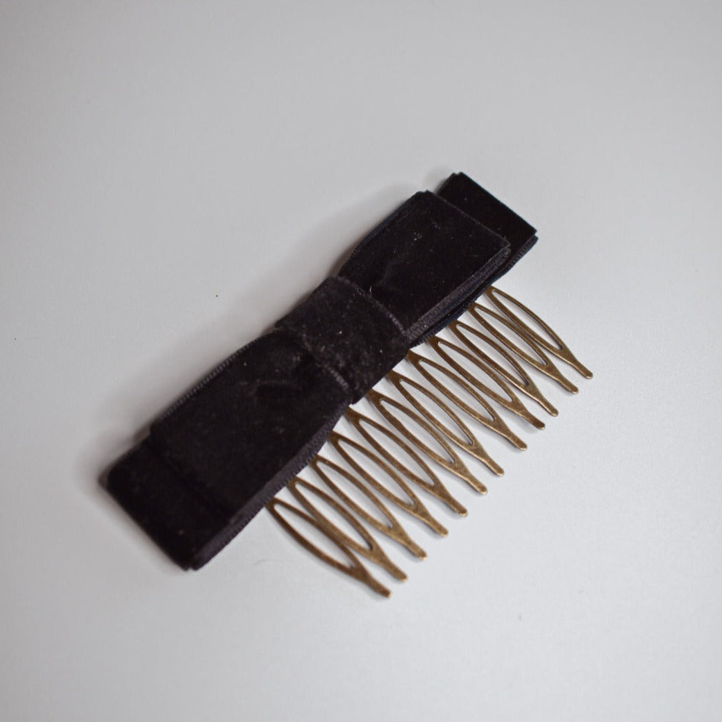 Bella - Velvet Ballet Bow