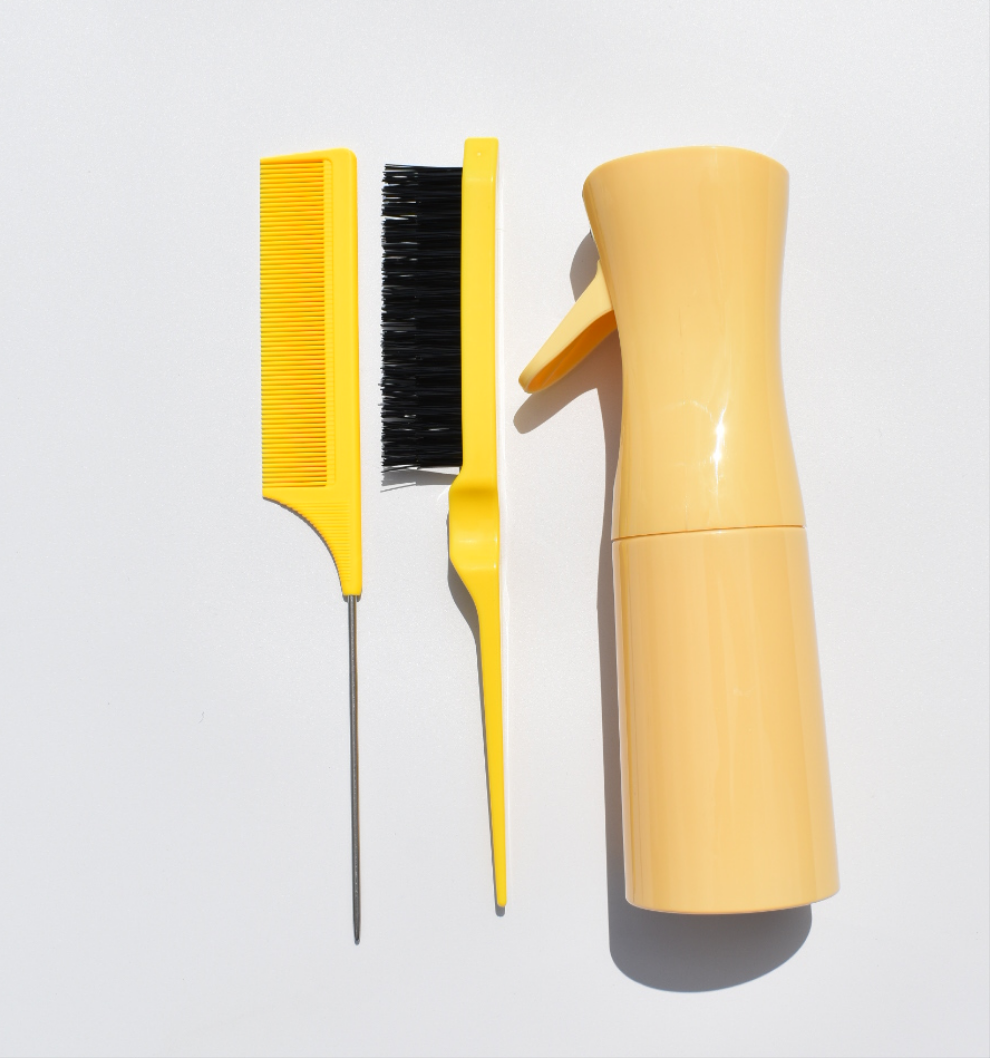 Comb and Spray Bottle Kit